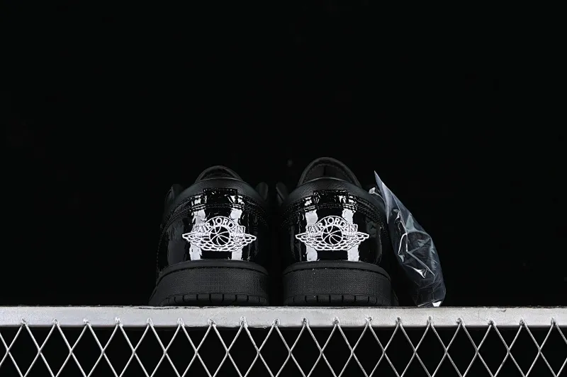 All categories Air Jordan Jordan series basketball shoes Air Jordan 1 Low Air Jordan 1 Low "Black Croc" AJ1 Joe 1 crocodile black low-top cultural casual sneakers HJ7743-010